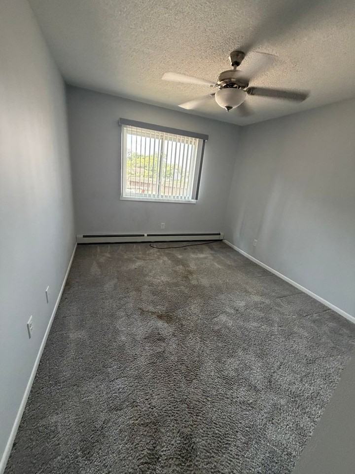 4387 Wilshire Blvd - Photo 7 of 18