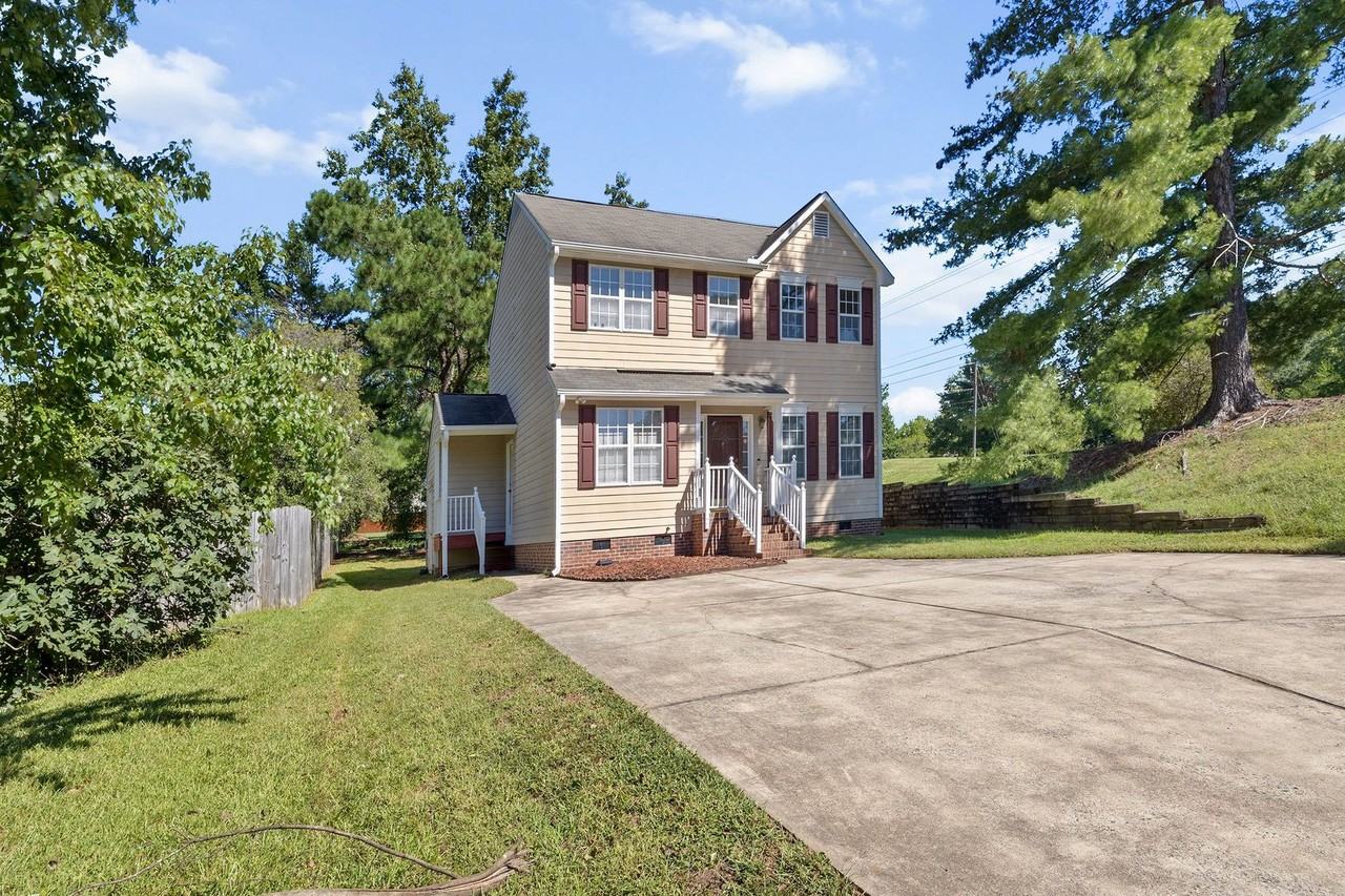 5000 Stardust Dr - Photo 3 of 42