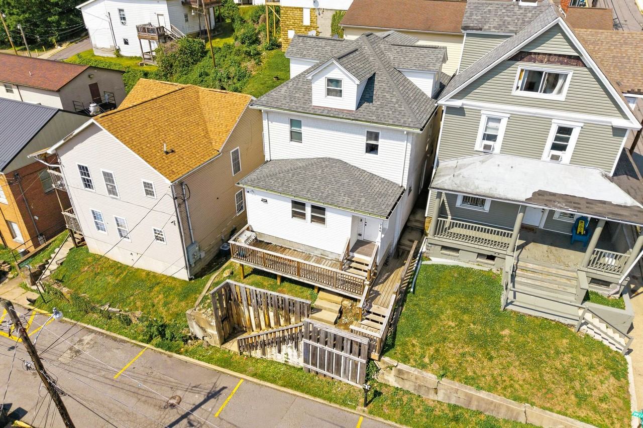 289 Wiles St - Photo 2 of 39