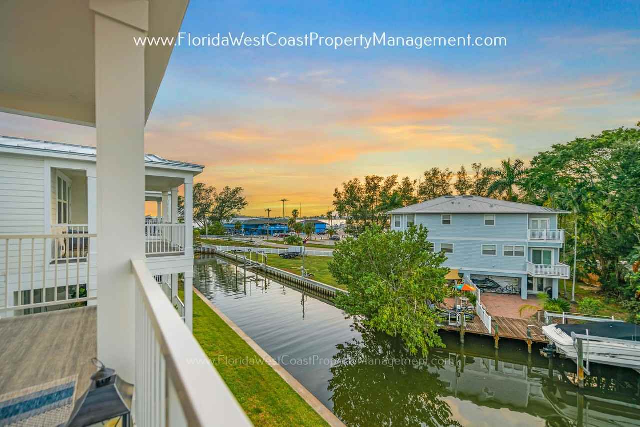 12523 Gulf Breeze Ter - Photo 2 of 50