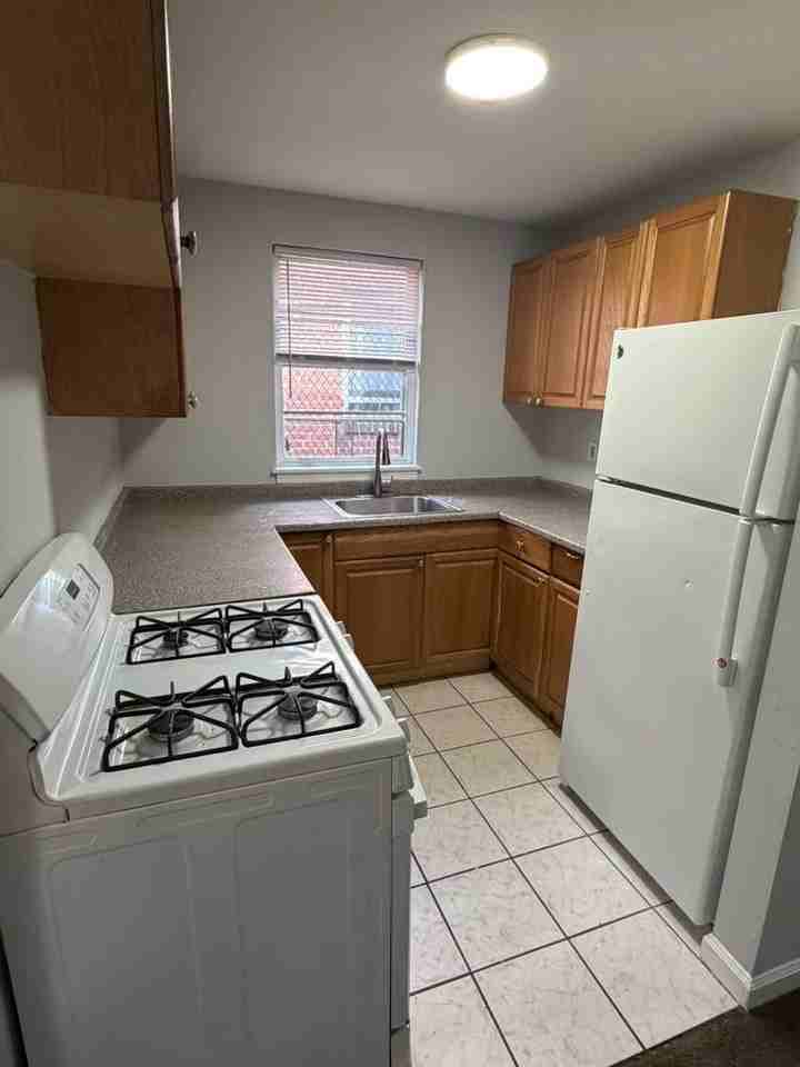7038 Frankford Ave - Photo 4 of 7