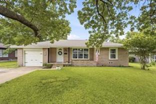 1413 N Wharton St - Photo 1 of 1