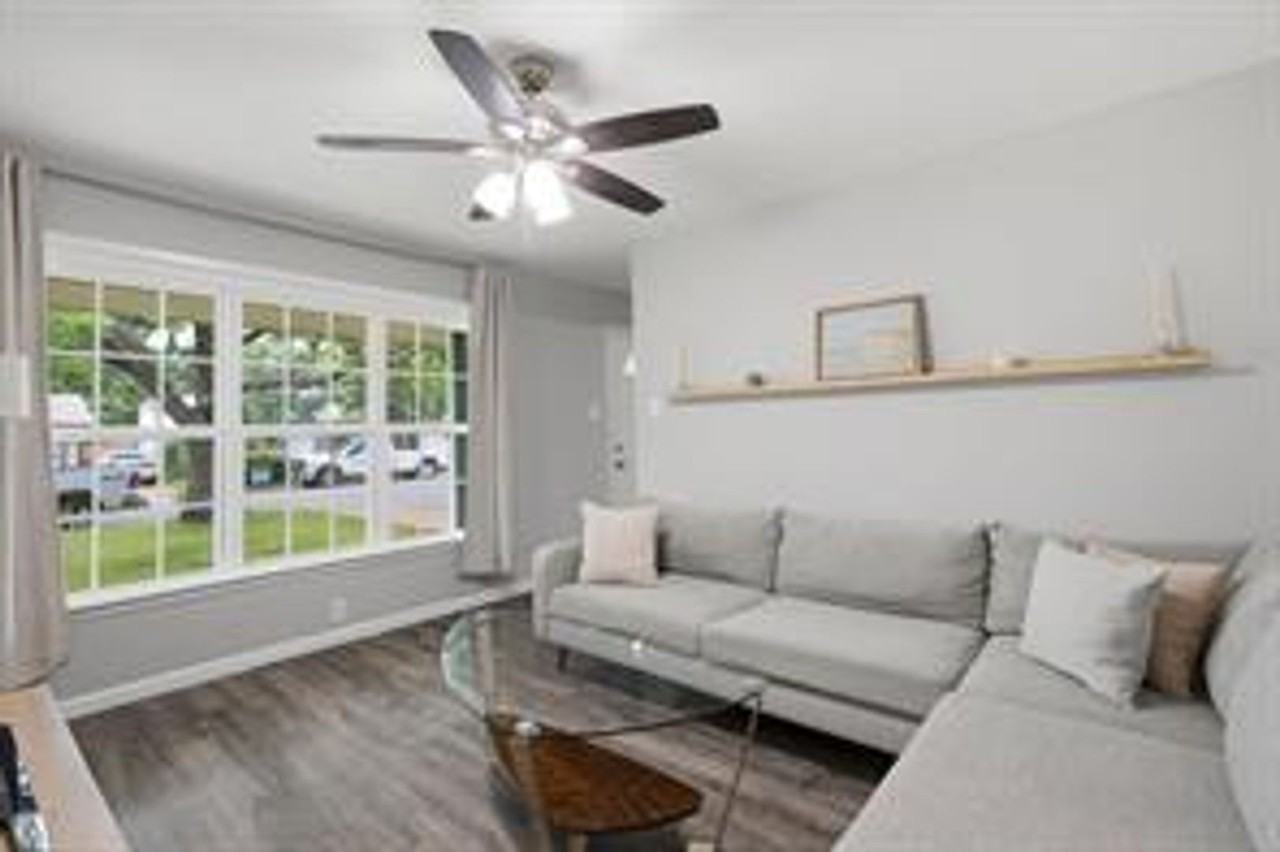 1413 N Wharton St - Photo 3 of 19