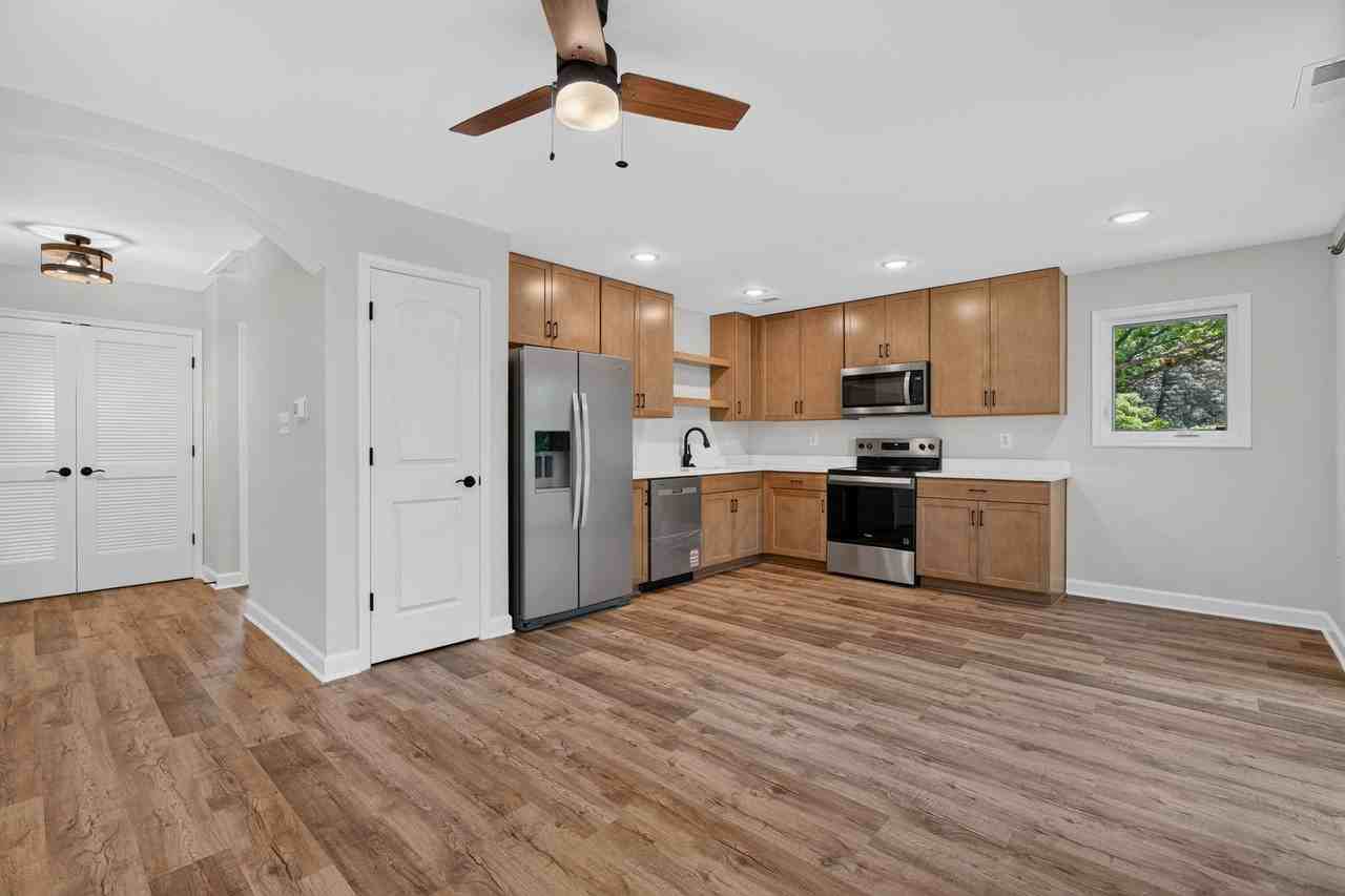 507 507 Roman Way #101 - Photo 5 of 28