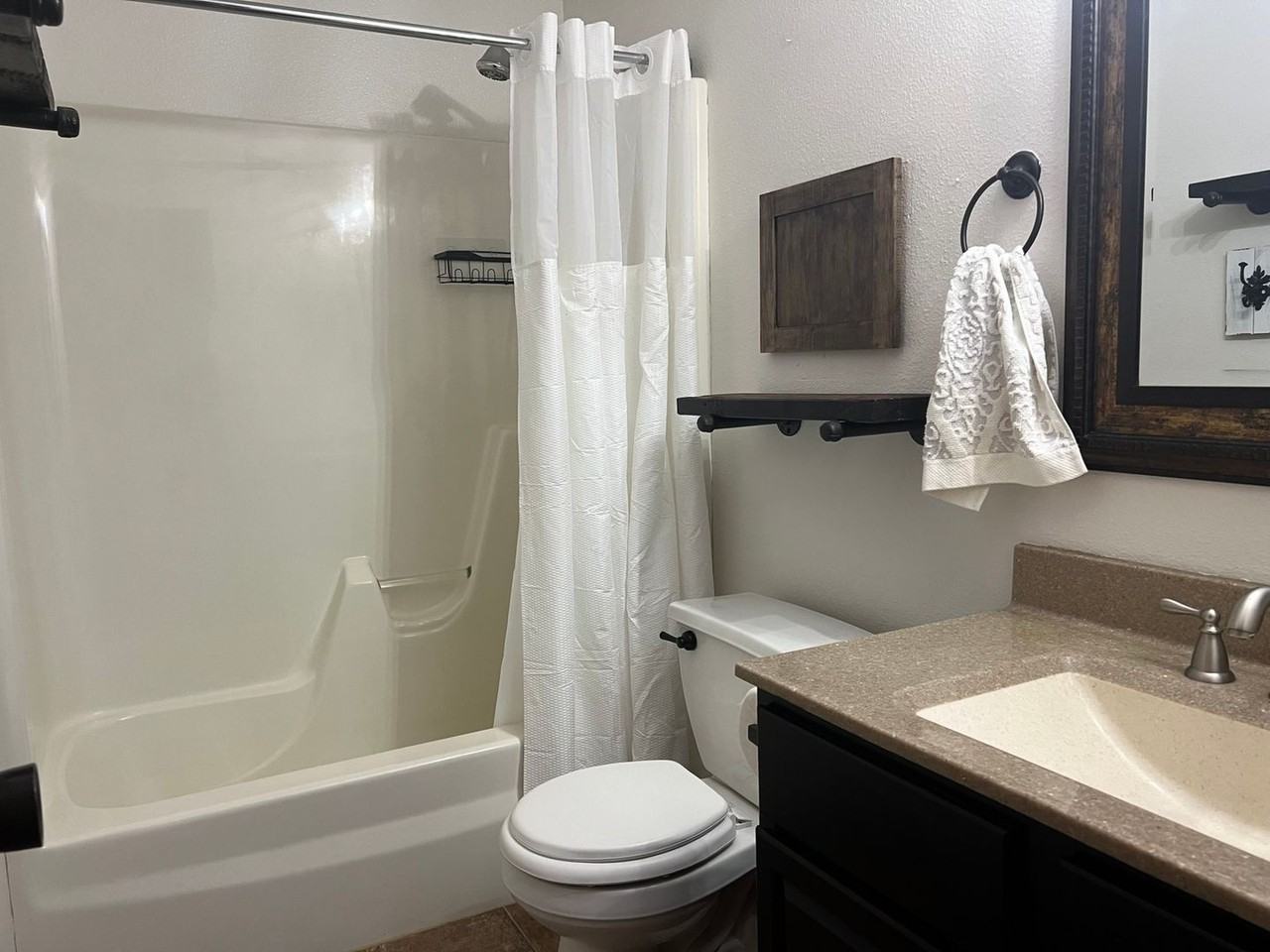 5432 S 78th St - Photo 4 of 13