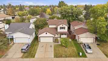 featured image of 10440 16 Ave Nw
