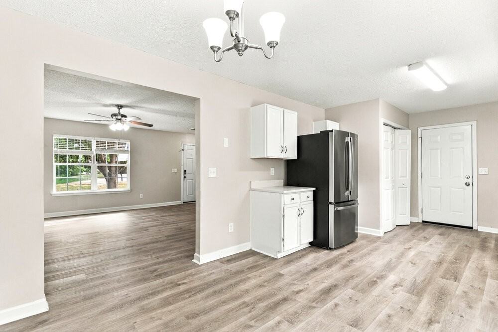 10512 Wilson Glen Dr - Photo 6 of 17