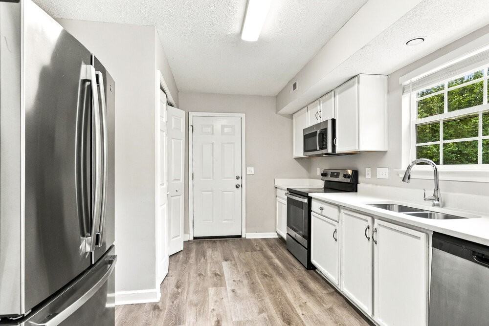 10512 Wilson Glen Dr - Photo 7 of 17
