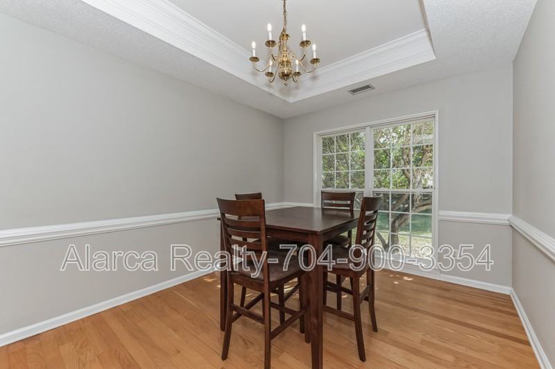 9418 Willow Tree Ln - Photo 2 of 20