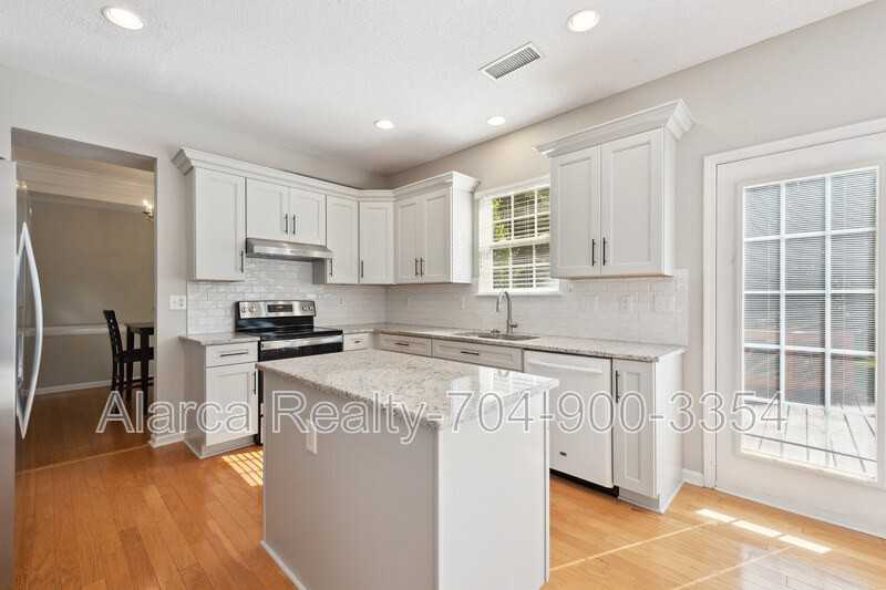 9418 Willow Tree Ln - Photo 3 of 20
