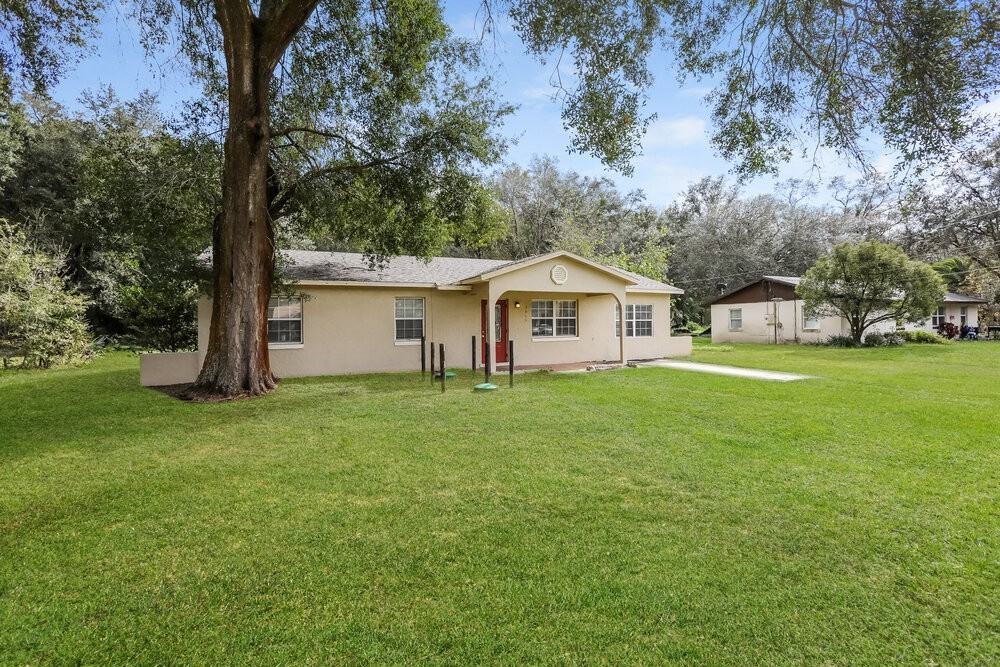 3915 Holly Ct - Photo 3 of 25