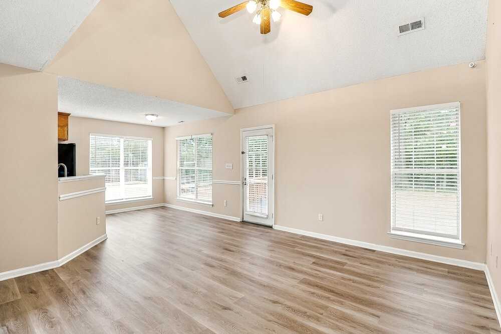 4613 Falcon Chase Dr Sw - Photo 5 of 17