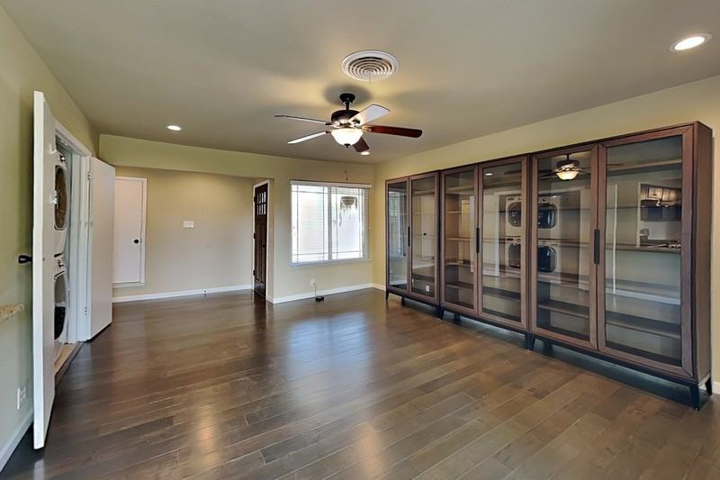13928 Charcoal Ln - Photo 2 of 17