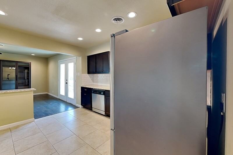 13928 Charcoal Ln - Photo 6 of 17