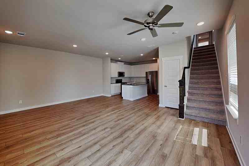 225 Territory Trl - Photo 3 of 18