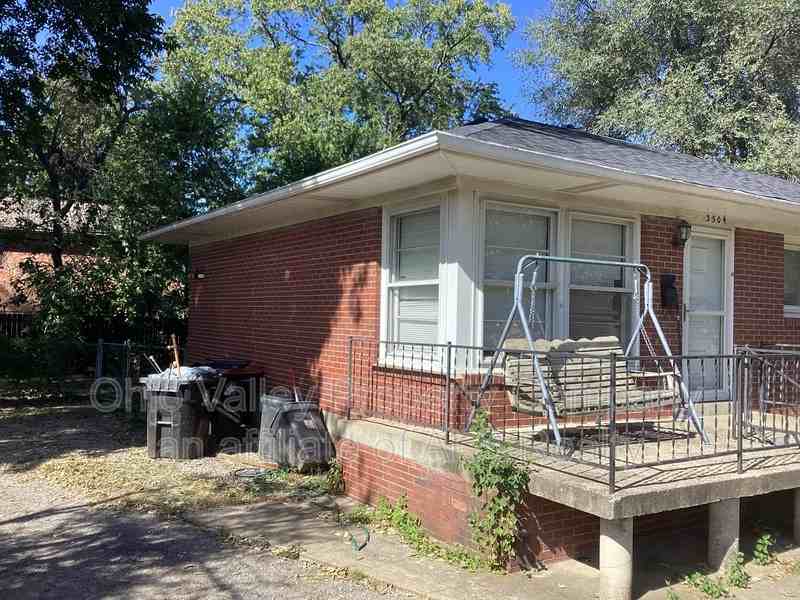 3504 Mina Ct - Photo 3 of 12