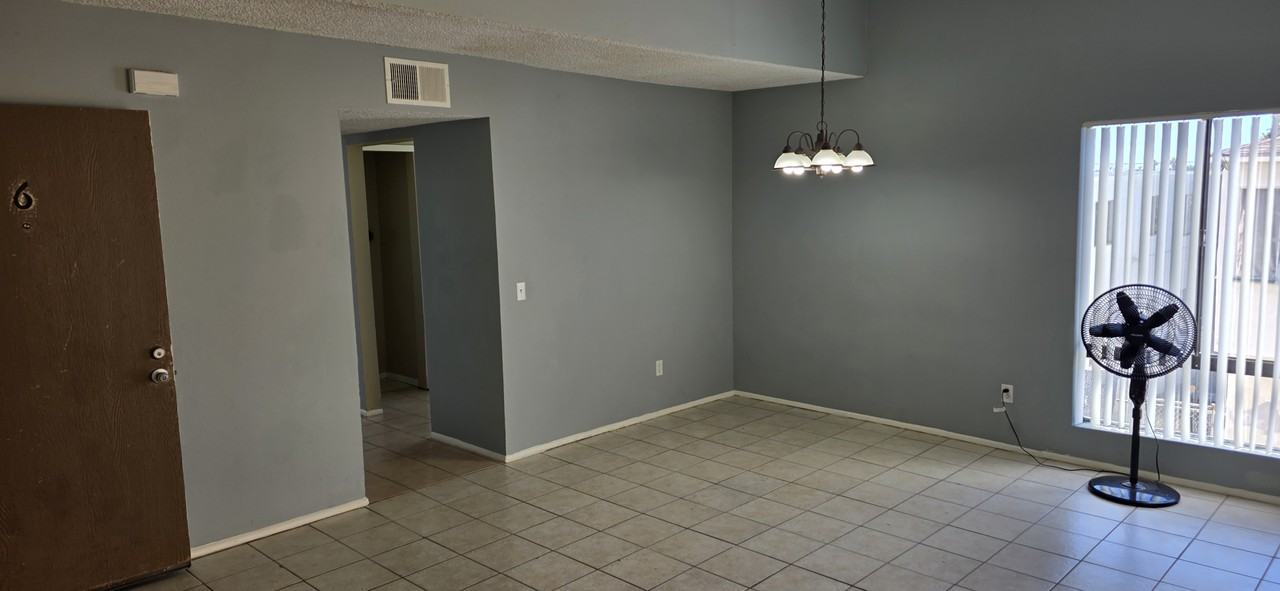 4320 50th Street #6 - Photo 2 of 11
