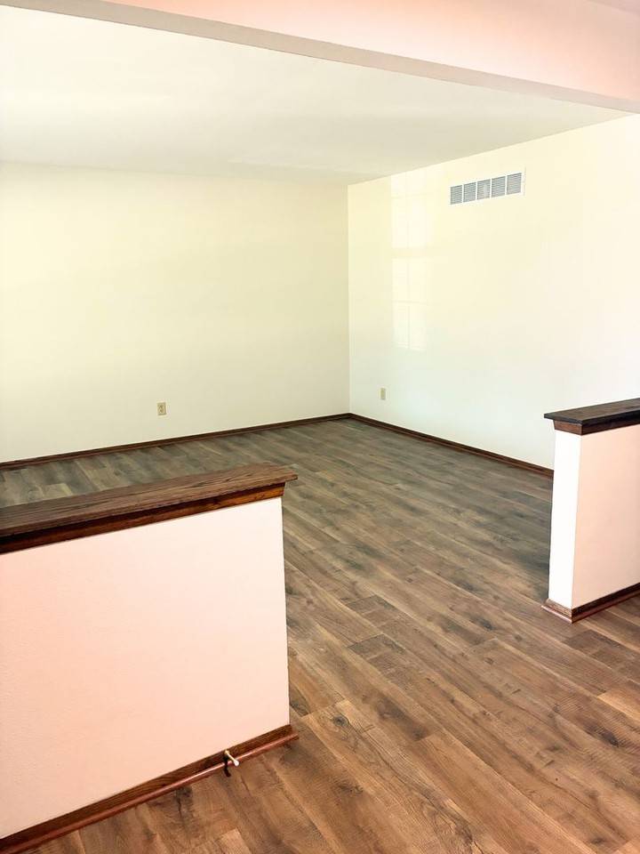 1622 S Prairie Ave - Photo 2 of 21