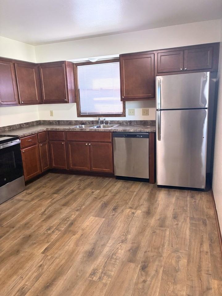 1622 S Prairie Ave - Photo 5 of 21