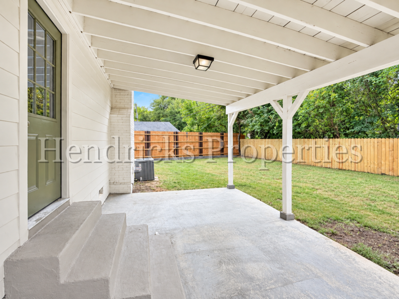 4121 Weymouth Cv - Photo 2 of 12