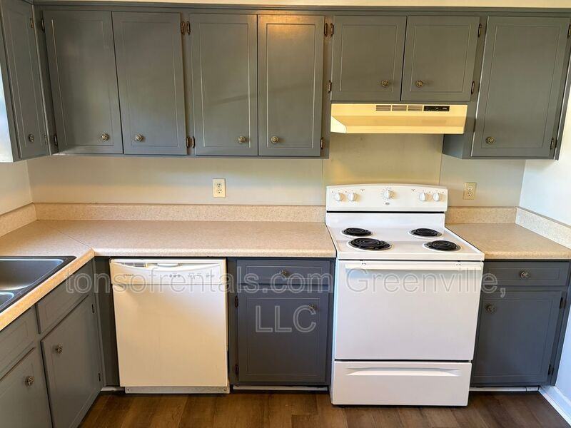 184 Hidden Hill Rd - Photo 5 of 13