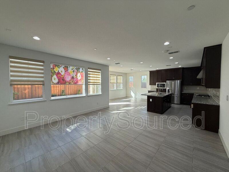 92 E Calder Dr - Photo 7 of 46