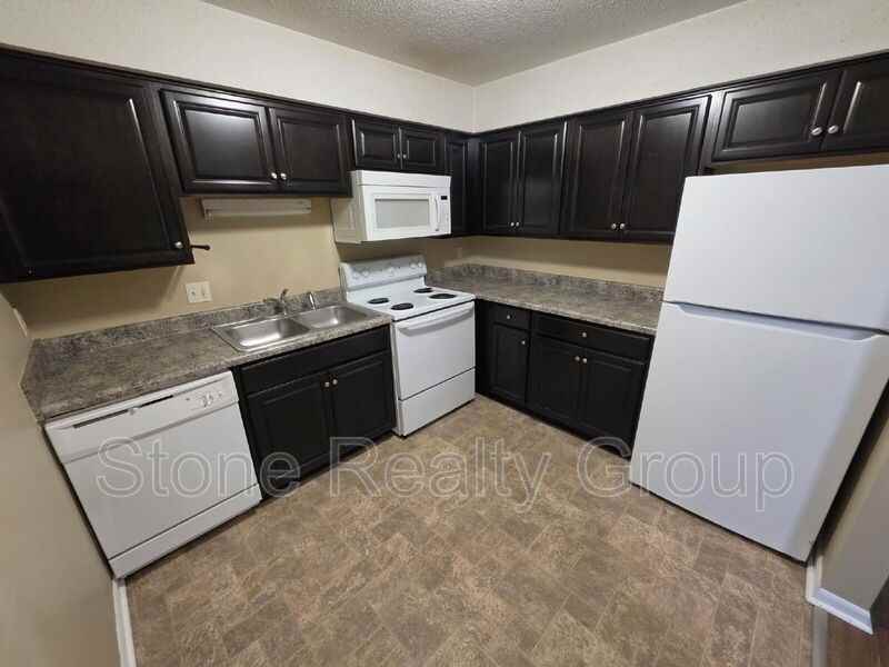 4480 S Sioux St #G - Photo 6 of 13
