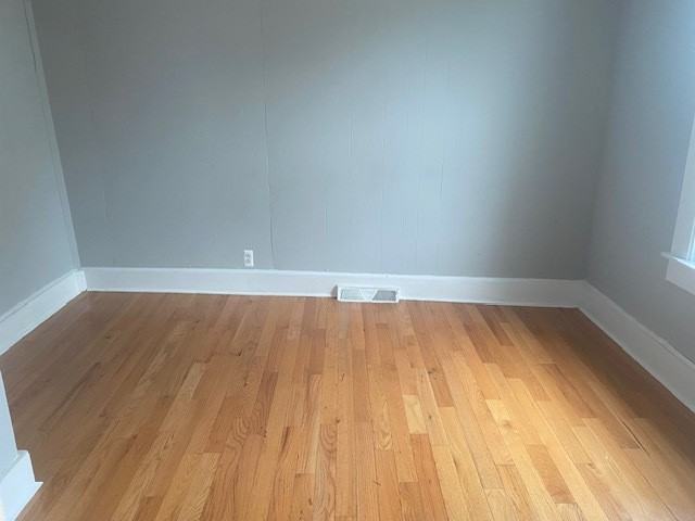 315 Huron Avenue - Photo 4 of 50