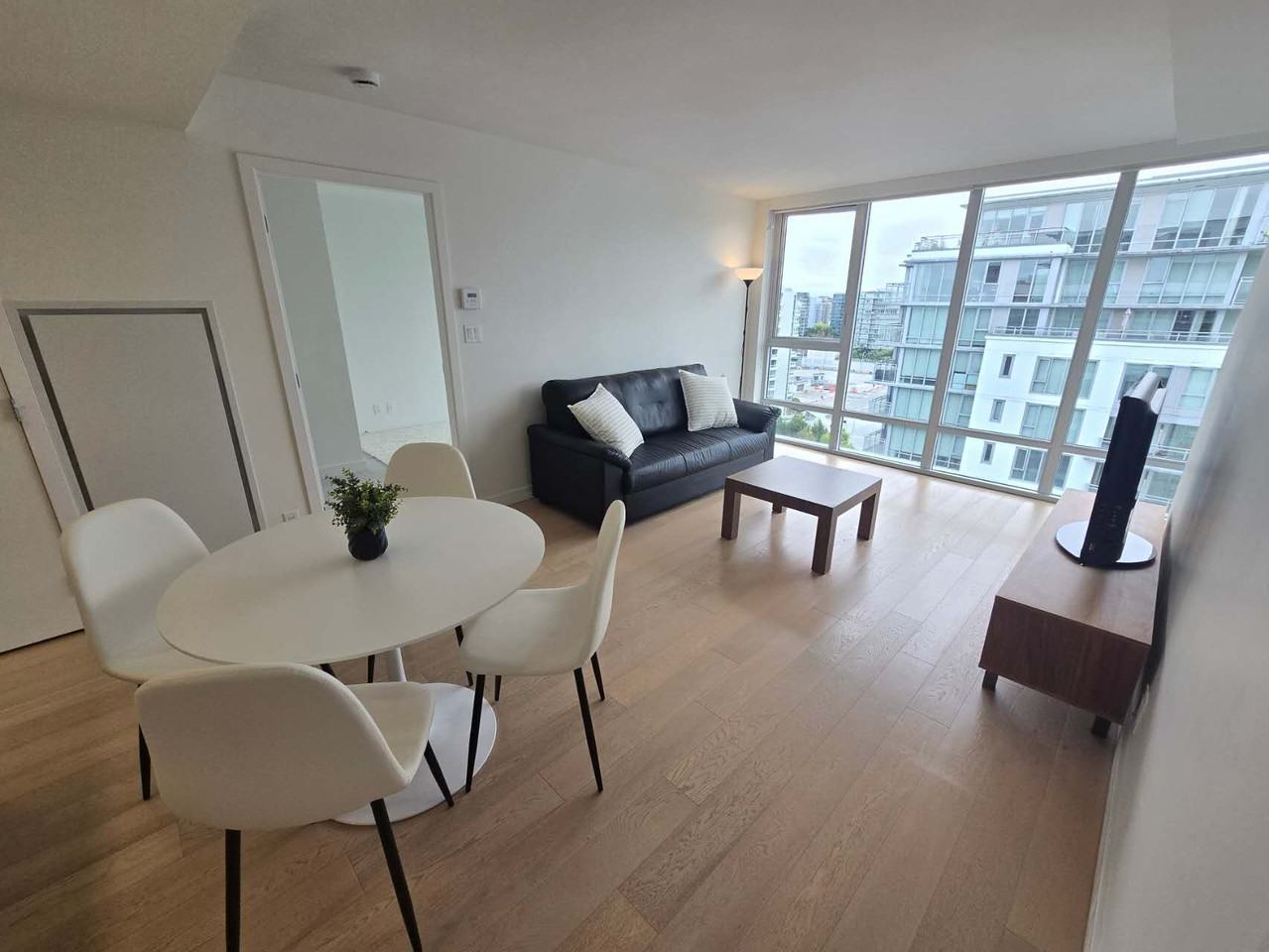 7333 Murdoch Avenue #1601 - Photo 6 of 12