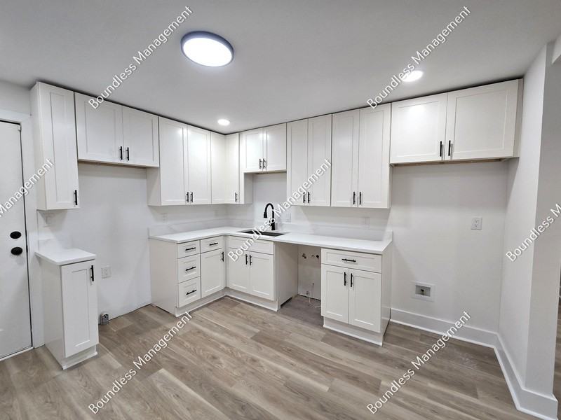 1398 Mcclelland Ave - Photo 5 of 13