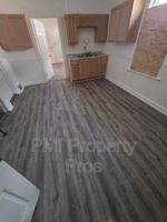 featured image of 615 W Chambers St