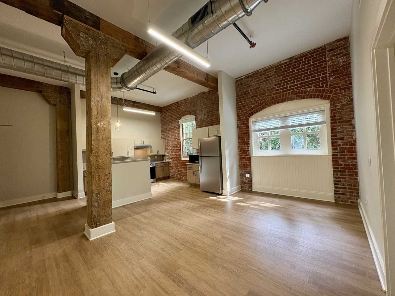 243 Furnace Street - Photo 5 of 32