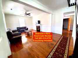 featured image of 526 Monroe St