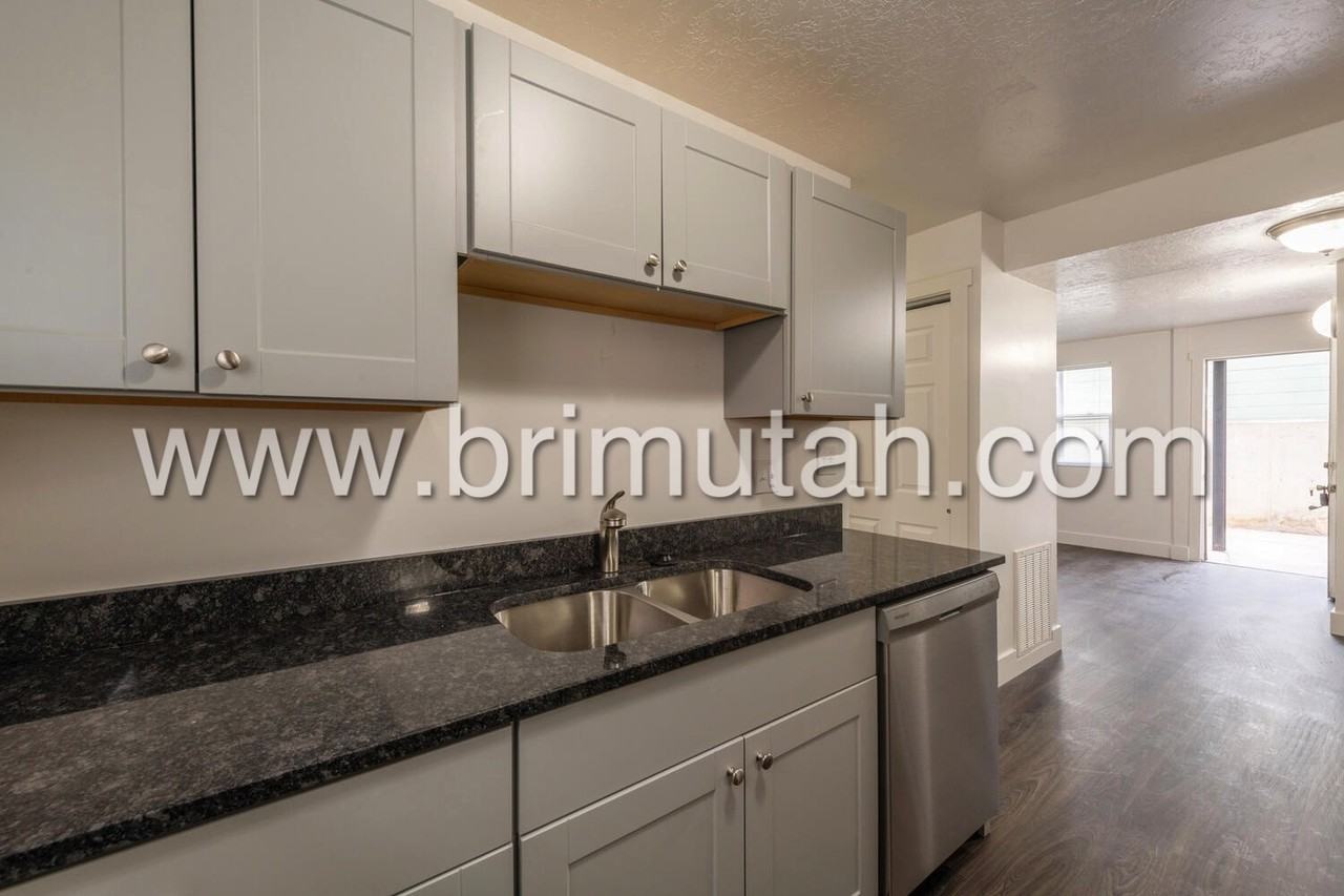 517 S. 1100 E. (NEW) - Photo 3 of 19