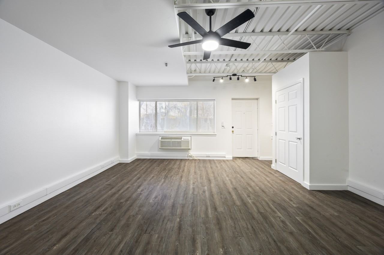 Apartments @ Molly Court - Photo 4 of 50