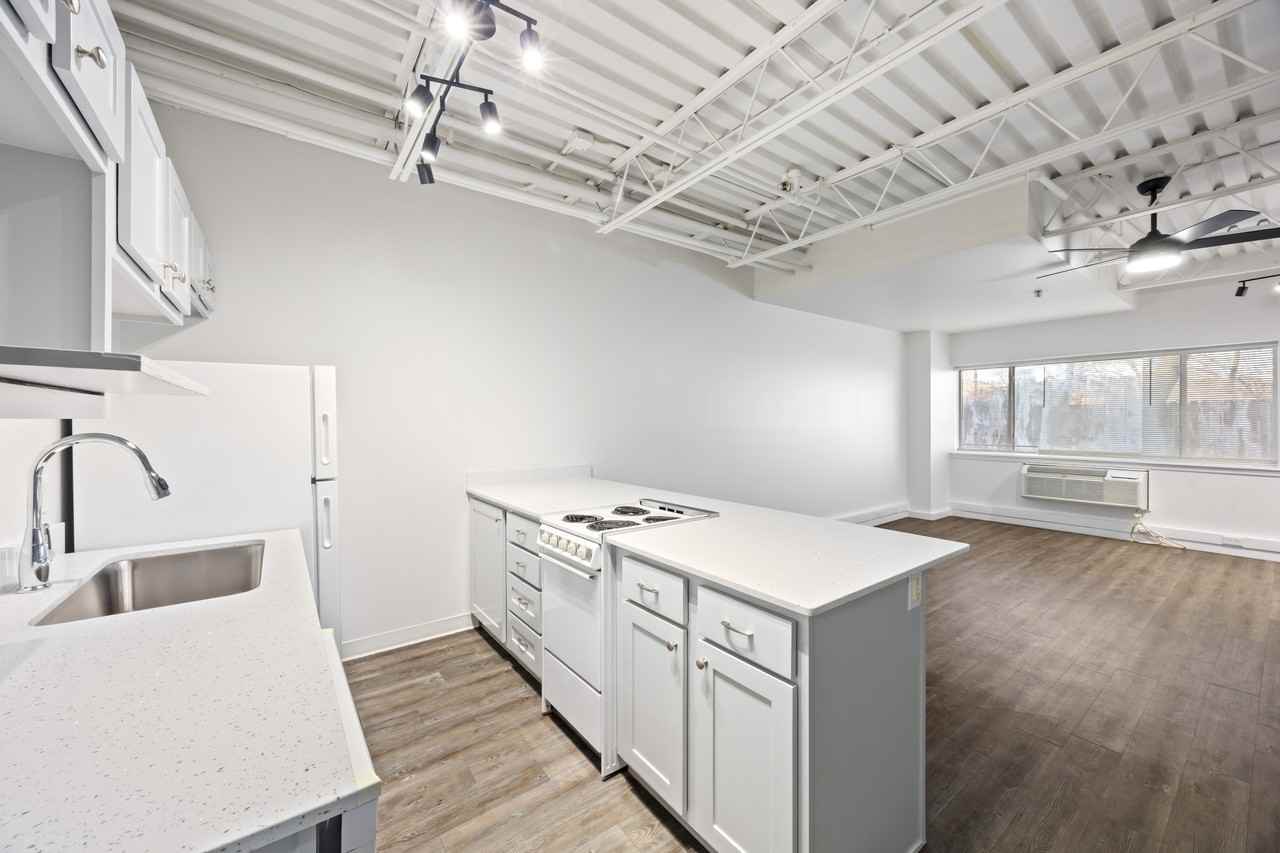 Apartments @ Molly Court - Photo 7 of 50