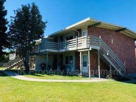 featured image of 3208 11th Ave S #01