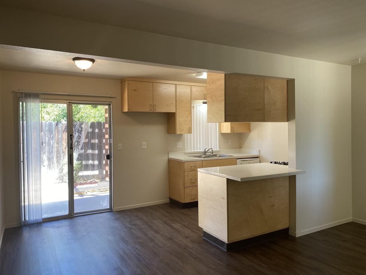 3006 Delta Avenue - Photo 2 of 26
