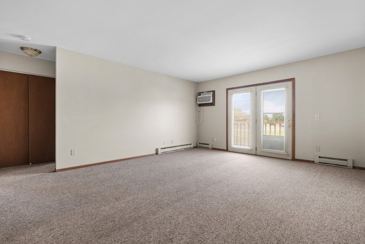1120 19th Street - Photo 3 of 50