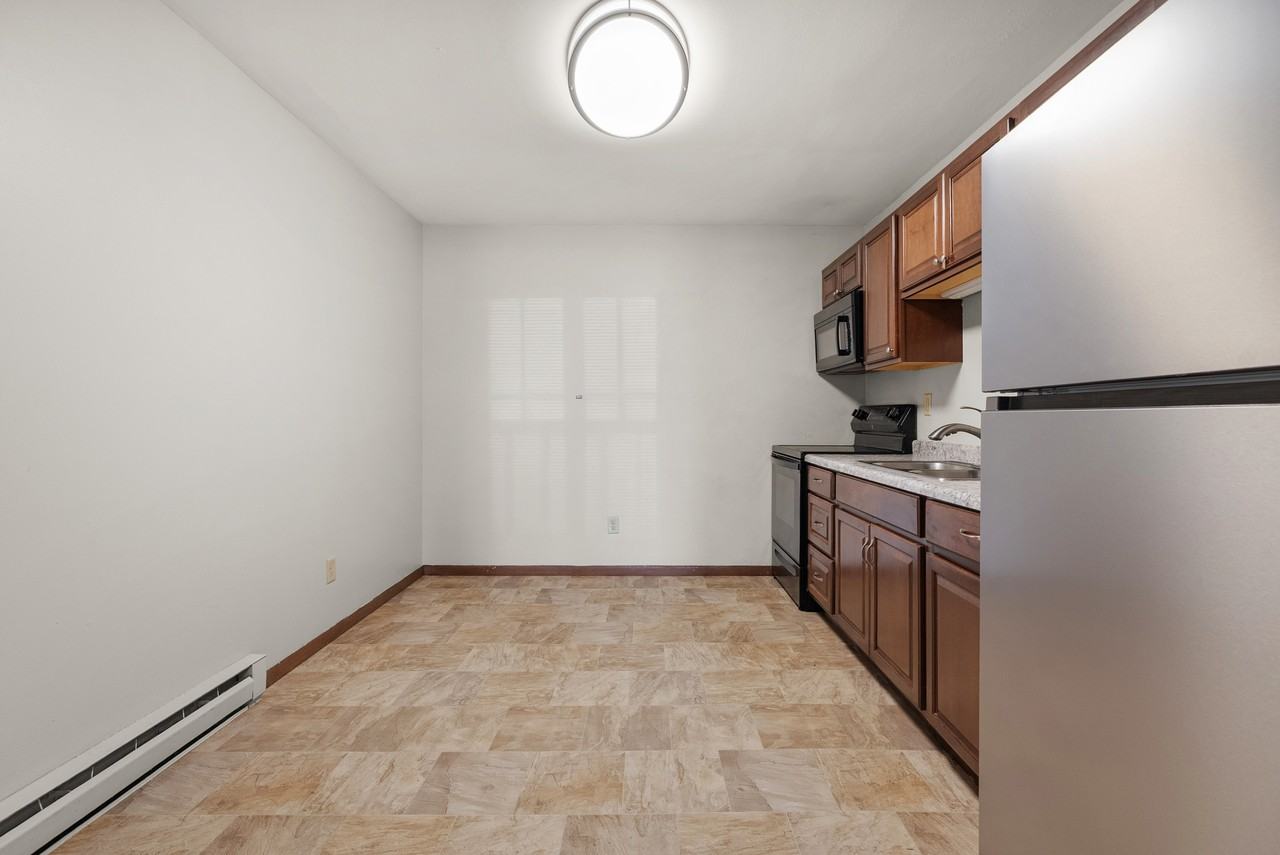 1120 19th Street - Photo 7 of 50