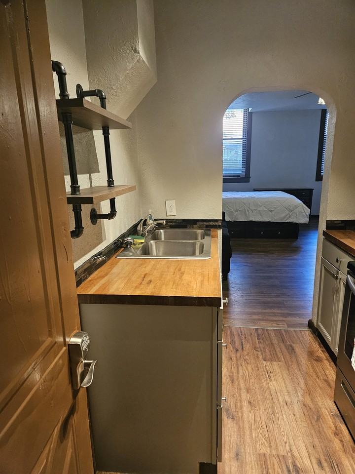 Florence Hotel Apartments - Photo 3 of 50