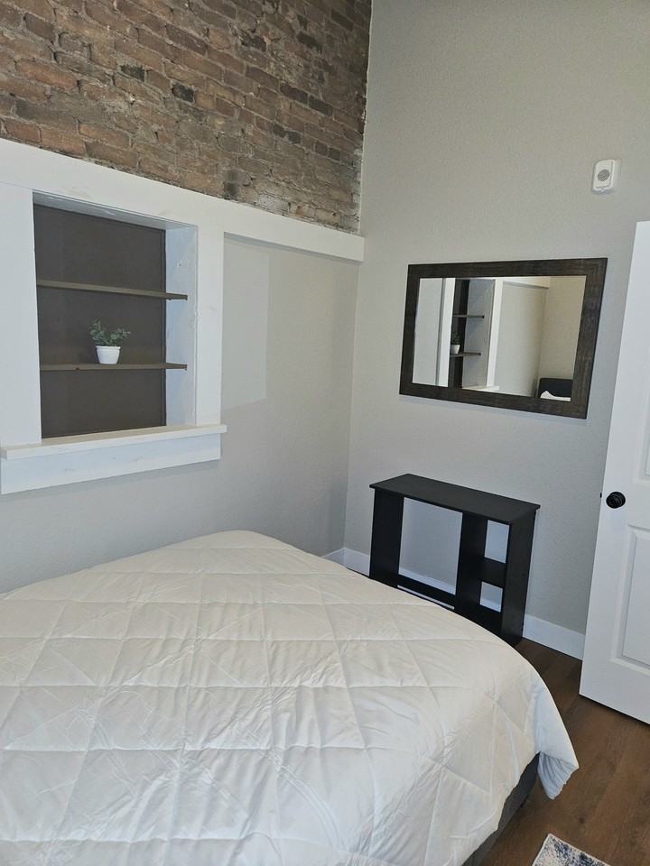 519.5 Main Street - Photo 2 of 50