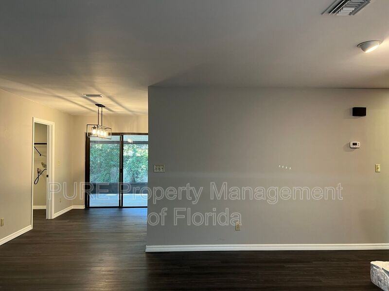 3400 Ne 44th Pl - Photo 5 of 41