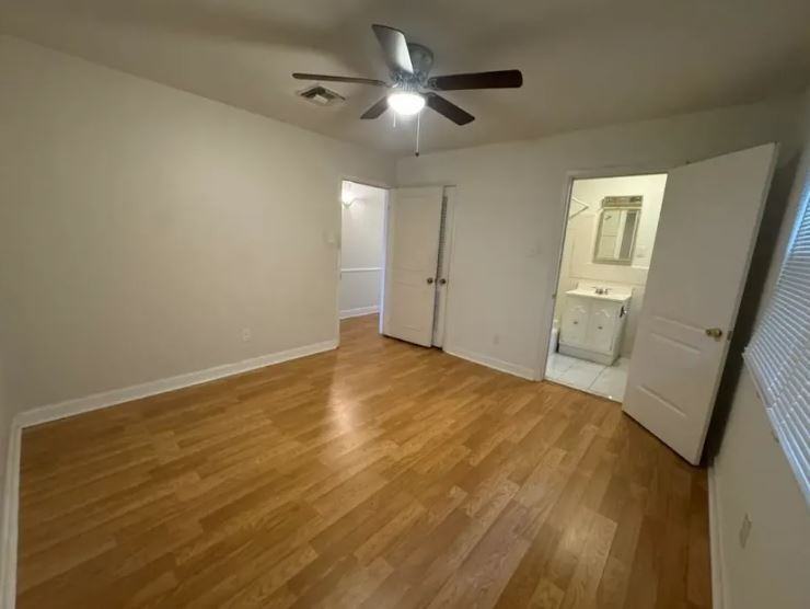 4901 Purdue Drive - Photo 5 of 42