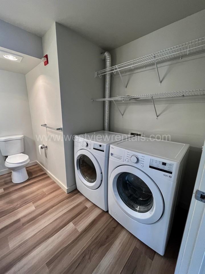 743 Old Harshman Road - Photo 4 of 33