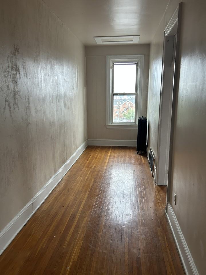 143 East Antietam Street Unit 4 - Photo 7 of 10