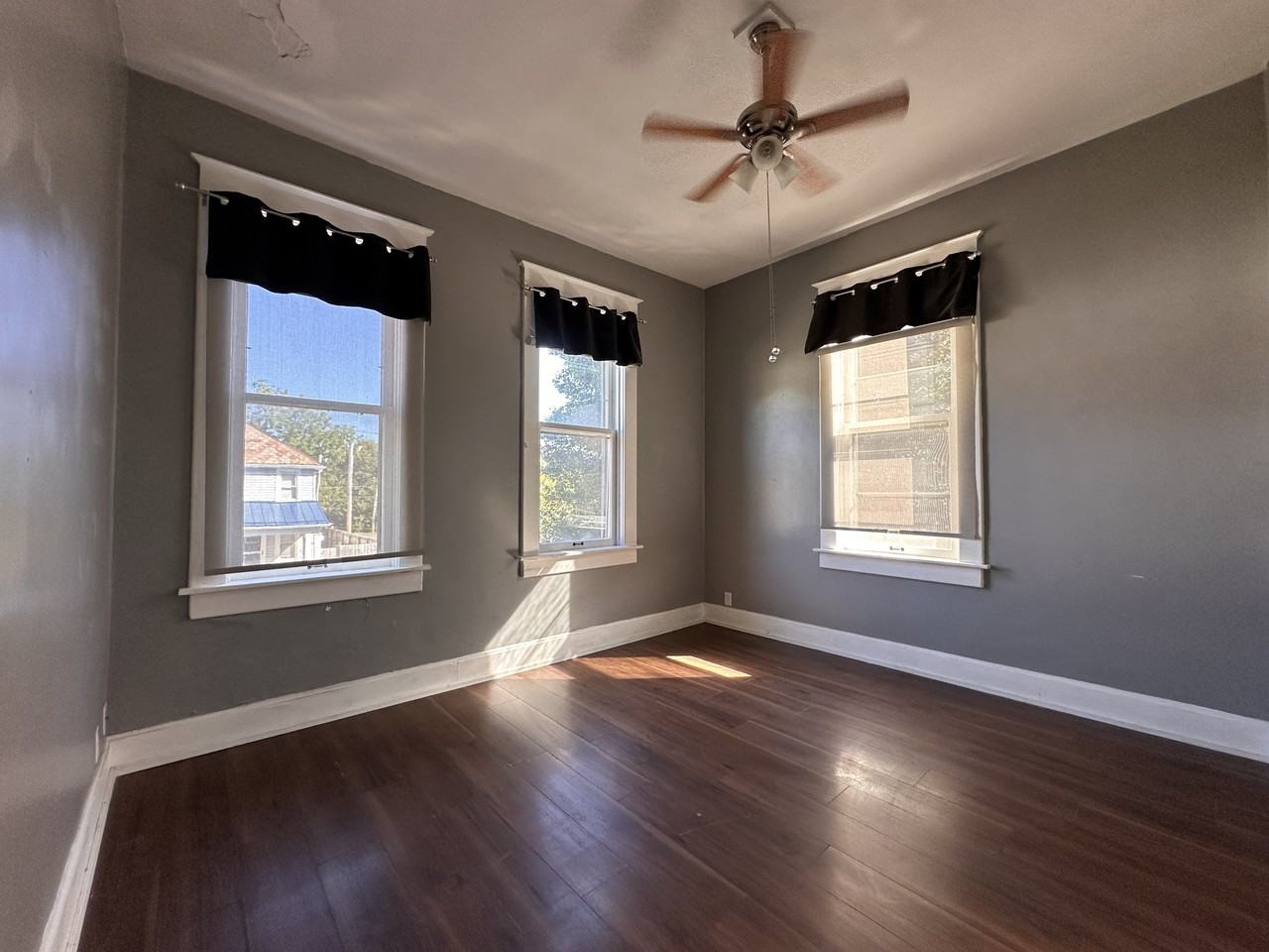 426 East Wheeling Street - Photo 4 of 7