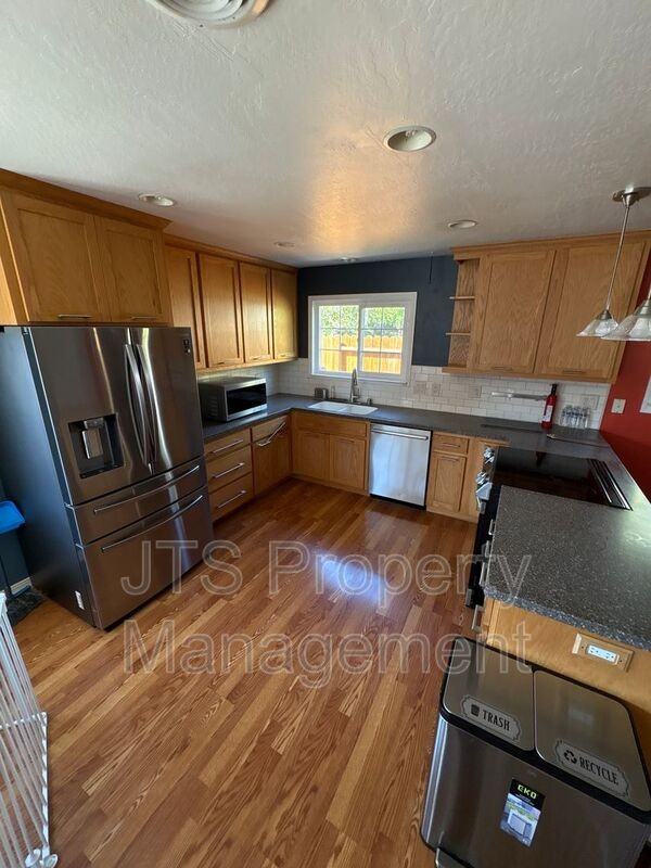2618 Don Juan Dr - Photo 2 of 20