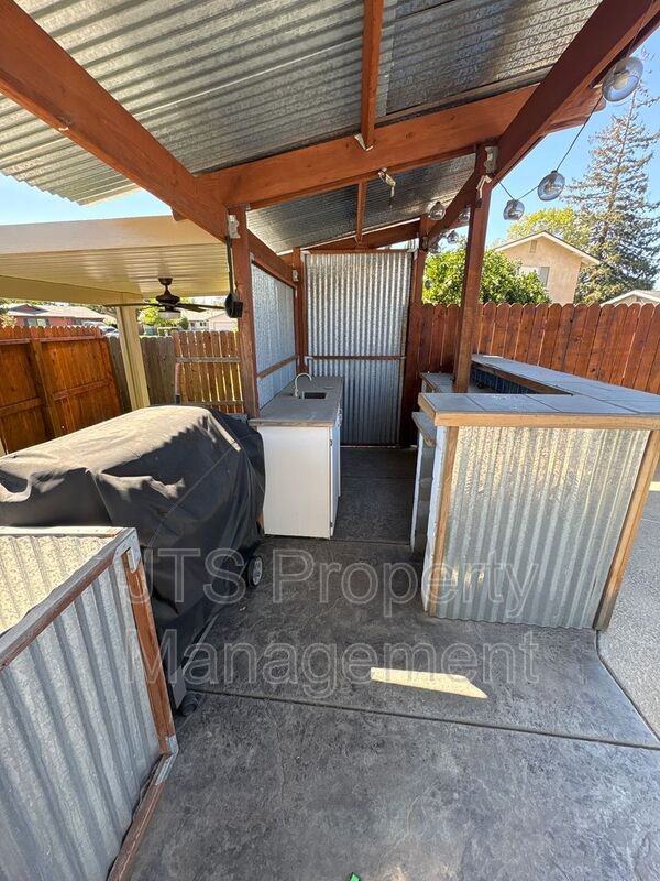 2618 Don Juan Dr - Photo 7 of 20