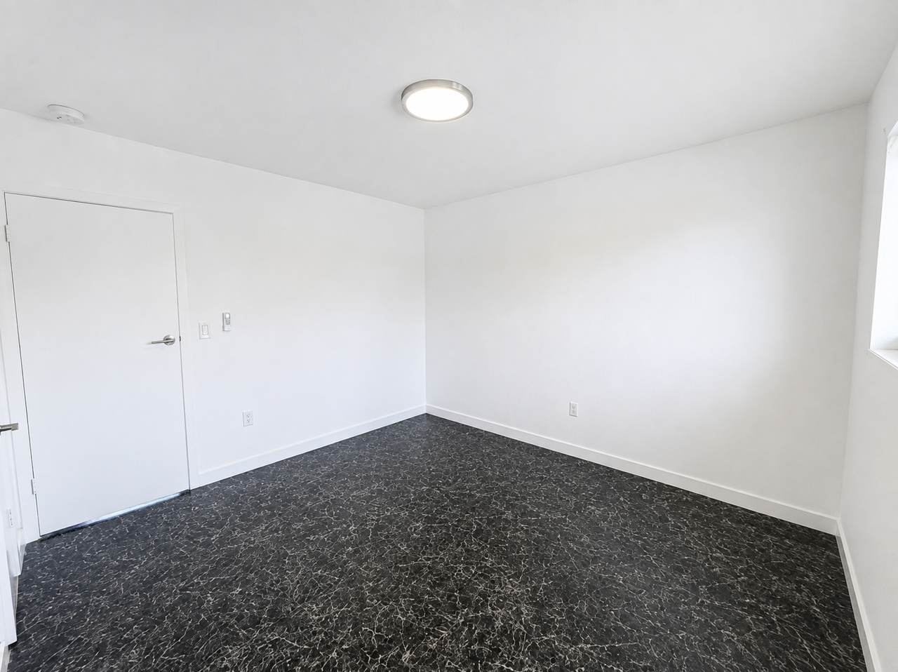 1265 Sharazad Boulevard - Photo 3 of 8